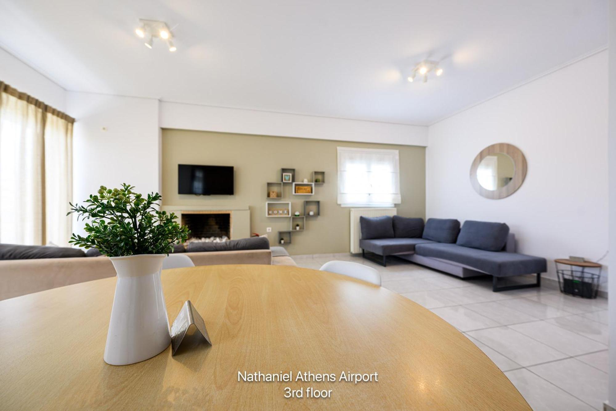 Nathaniel Athens Airport Spáta 외부 사진